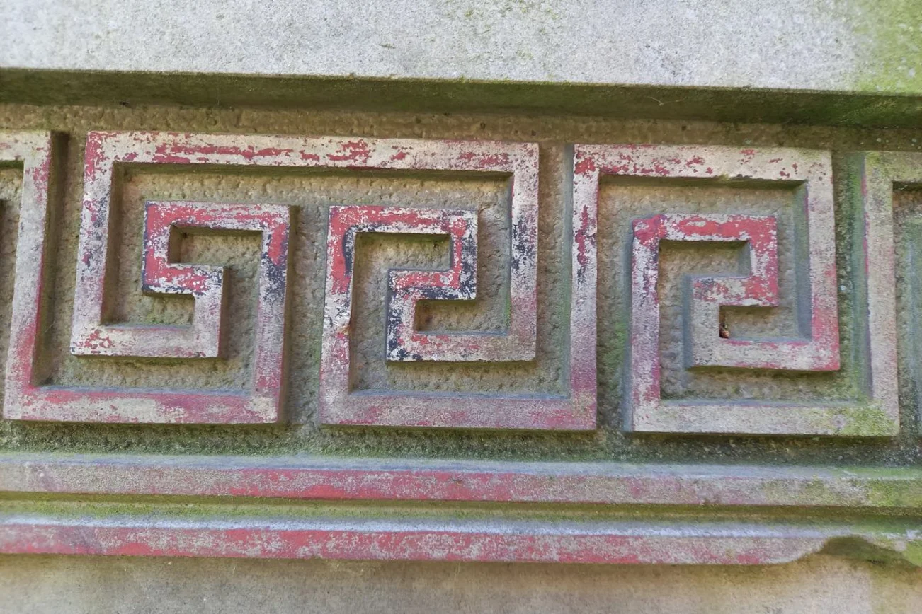 Fries eines Grabsteines